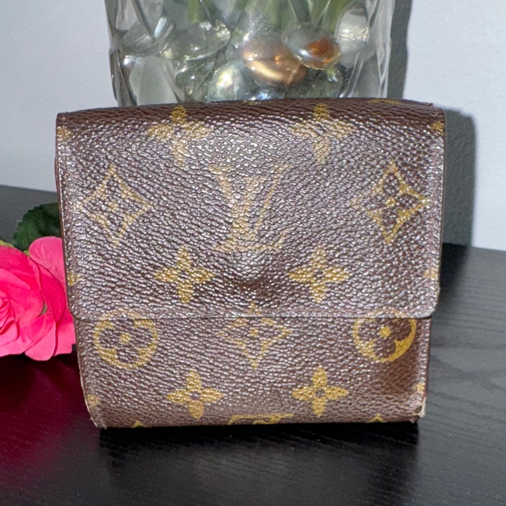 Louis Vuitton VINTAGE Compact Monogram Wallet - Picture 2 of 11